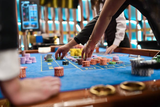 hdtoto interface showing Speed Baccarat betting options, live dealer feed, and account balance
